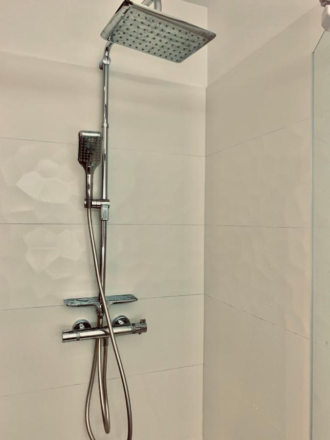 Superbe Appartement En Hyper Centre De Charleville Екстериор снимка